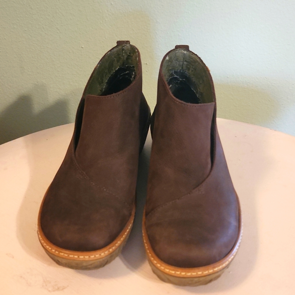 El Naturalistas Women's Ankle Boots Brown Nubuck/Bottillon 9.5US